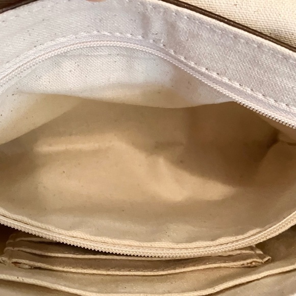 Margot Parker Turn Key Genuine Leather Crossbody Bag in Cognac. - Picture 9 of 13